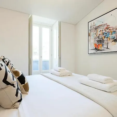 Flh Mouraria Art With Pool Апартаменты